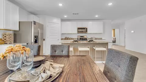 Dining - 3985 E Market St, Tucson, AZ 85706 photo 6 of 7
