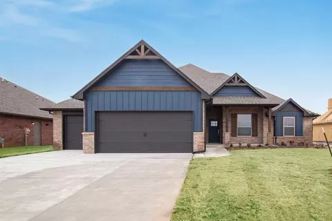 Exterior - 701 Still Mdws, Guthrie, OK 73044 photo 3 of 33