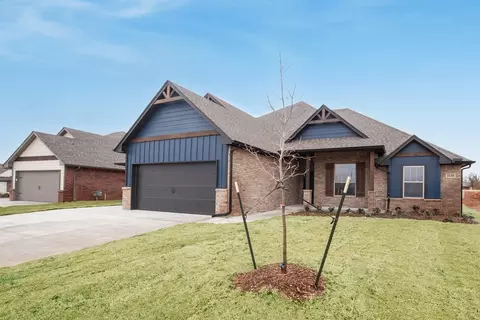 Exterior - 701 Still Mdws, Guthrie, OK 73044 photo 20 of 33