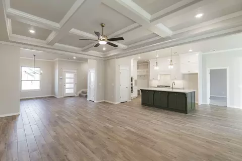 Living - 701 Still Mdws, Guthrie, OK 73044 photo 3 of 10