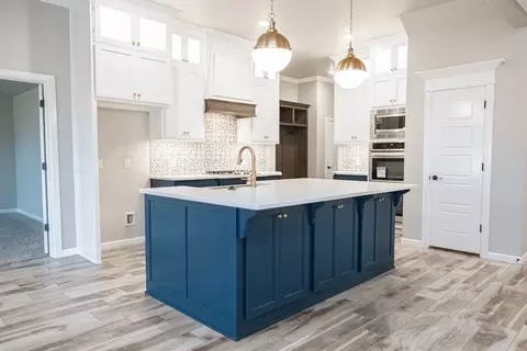 Kitchen - 701 Still Mdws, Guthrie, OK 73044 photo 9 of 14