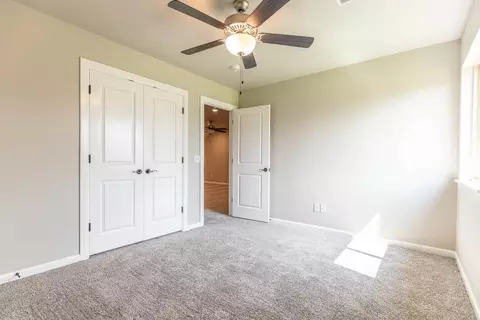 Bedroom - 701 Still Mdws, Guthrie, OK 73044 photo 6 of 15