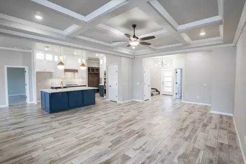 Living - 701 Still Mdws, Guthrie, OK 73044 photo 6 of 10