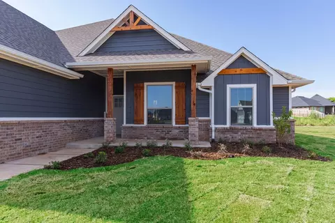 Exterior - 701 Still Mdws, Guthrie, OK 73044 photo 18 of 33