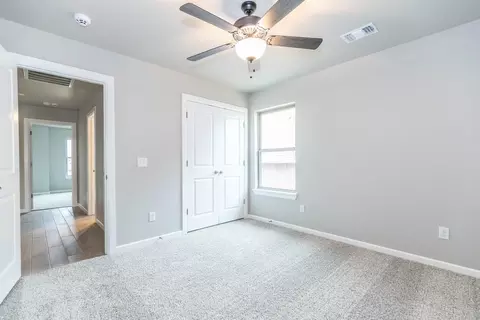 Bedroom - 701 Still Mdws, Guthrie, OK 73044 photo 11 of 15
