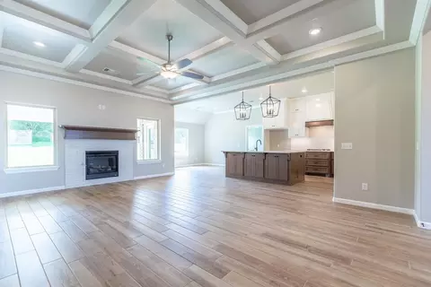 Living - 701 Still Mdws, Guthrie, OK 73044 photo 4 of 10