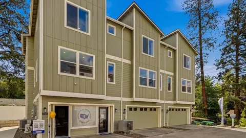 1111 W Pinewood Loop, Coeur D Alene, ID 83814