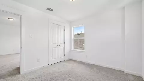 Bedroom - 205 Red Wolf Dr, Jarrell, TX 76537 photo 9 of 14