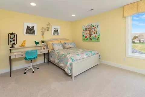 Bedroom - 20 Boulder Blvd, Peninsula, OH 44264 photo 6 of 9
