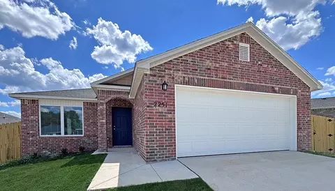 2251 S Ouachita Dr, Fayetteville, AR 72701