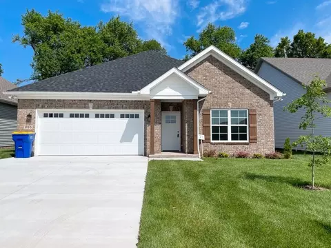 886 Mcintyre St, Bowling Green, KY 42101