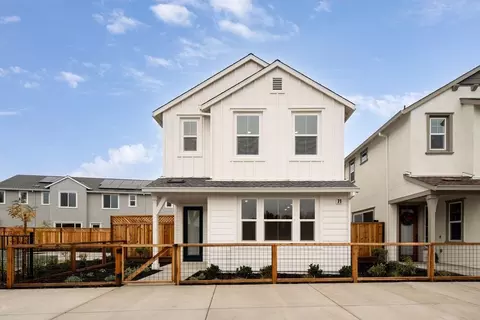 71 Merner Dr, Windsor, CA 95492