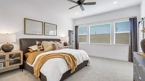 Bedroom - 882 Peters Rd S, Madera, CA 93636 photo 1 of 5