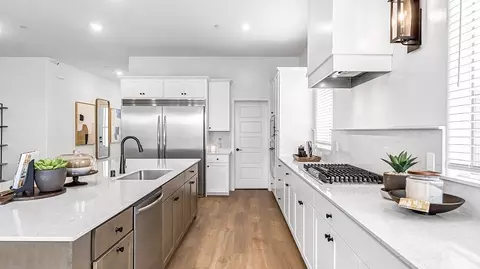 Kitchen - 882 Peters Rd S, Madera, CA 93636 photo 2 of 7