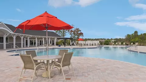 Exterior - 11481 Memorial Dr, Brooksville, FL 34613 photo 8 of 10