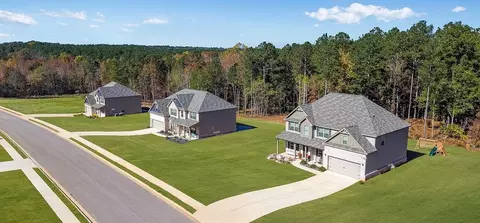 408 Panther Creek Ln, Jackson, GA 30233