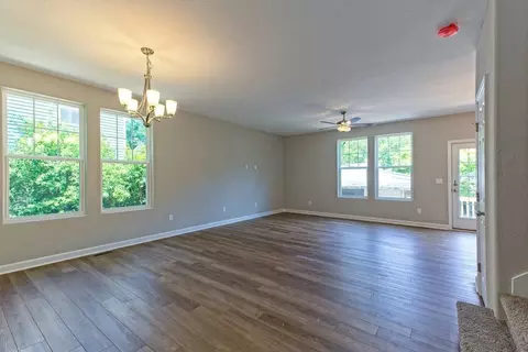 Living - Undisclosed, Chesapeake, VA 23322 photo 2 of 4