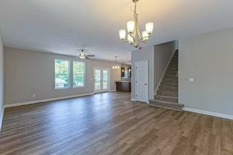 Living - Undisclosed, Chesapeake, VA 23322 photo 3 of 4