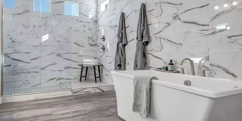 Bath - 4367 N 201st Dr, Buckeye, AZ 85396 photo 2 of 3