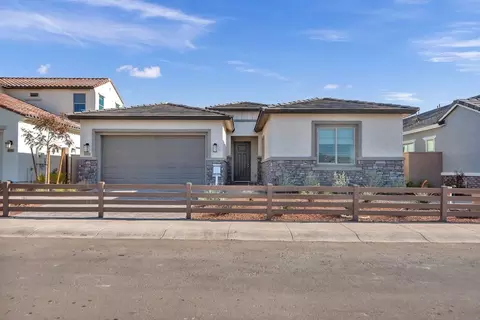 Exterior - 4367 N 201st Dr, Buckeye, AZ 85396 photo 5 of 10