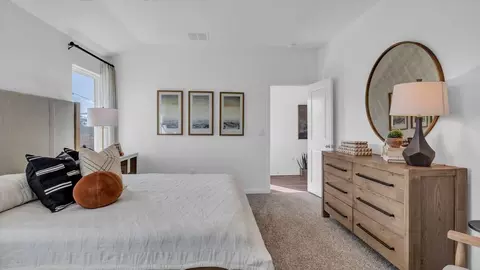Bedroom - 142 Illusion Lake Ln, Buda, TX 78610 photo 7 of 10