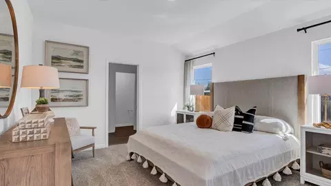 Bedroom - 142 Illusion Lake Ln, Buda, TX 78610 photo 6 of 10
