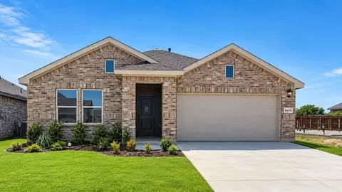 8425 Bluebonnet Bend Rd, Fort Worth, TX 76131