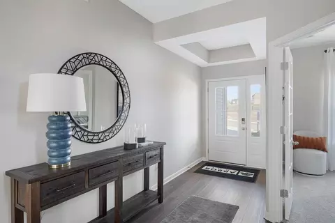 Entry Way - 8003 Schrieber Rd, Floyds Knobs, IN 47119 photo 6 of 6