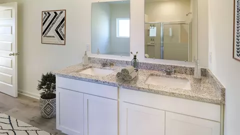Bath - 51 Dockside Rd, Freeport, FL 32439 photo 3 of 5