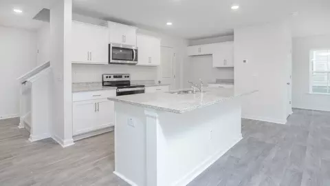 Kitchen - 7247 Hunter Hill Rd, Rocky Mount, NC 27804 photo 4 of 4