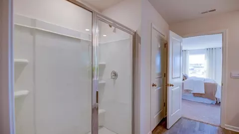 Bath - 7247 Hunter Hill Rd, Rocky Mount, NC 27804 photo 1 of 2