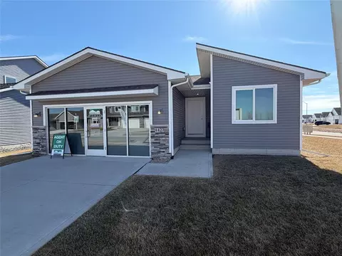 4423 NW 17th St, Ankeny, IA 50023