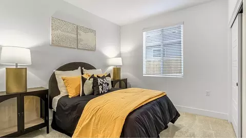 Bedroom - 3705 Acre Ct, Shafter, CA 93263 photo 6 of 9