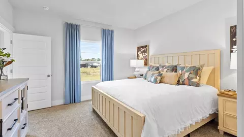 Bedroom - 3173 Silver Maple Rd, Cantonment, FL 32533 photo 2 of 11
