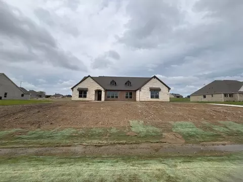 703 Water Side Dr, Van Alstyne, TX 75495