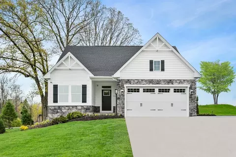 15725 Heritage Dr, Middlefield, OH 44062