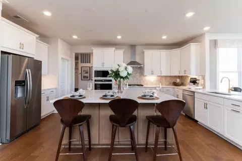 Kitchen - 9894 Obin Ln, Waldorf, MD 20601 photo 1 of 6