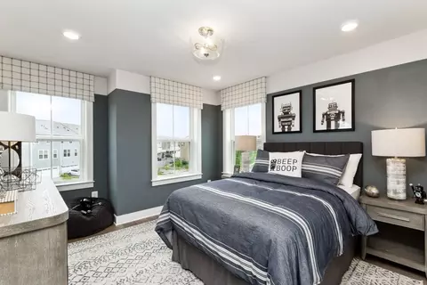 Bedroom - 9894 Obin Ln, Waldorf, MD 20601 photo 7 of 10