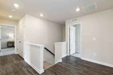 Entry Way - 9894 Obin Ln, Waldorf, MD 20601 photo 5 of 6