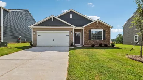 3615 Honey Locust Ln, Gastonia, NC 28056