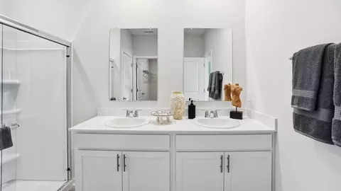 Bath - 8740 Basil Rd NW, Baltimore, OH 43105 photo 2 of 4
