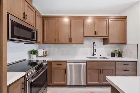 Kitchen - 4014 Cascade Way, San Ramon, CA 94583 photo 2 of 11