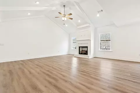 Living - 127 Laurel Branch Dr, Dothan, AL 36305 photo 2 of 4