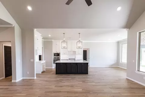 Living - 932 Hydrangea Way, Edmond, OK 73034 photo 1 of 20
