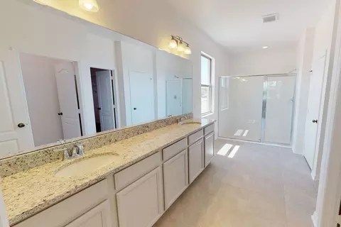 Bath - 4272 Arcadia Garden Way, Saint Cloud, FL 34772 photo 2 of 4