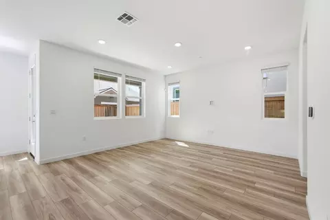 Living - 1007 Ginkgo Cir, Davis, CA 95618 photo 1 of 3