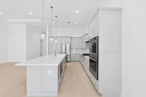10219 Timber Creek Way, Palm Beach Gardens, FL 33412