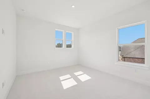 Bedroom - 122 Alvin Dr, Buda, TX 78610 photo 3 of 13