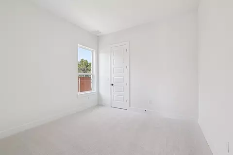 Bedroom - 122 Alvin Dr, Buda, TX 78610 photo 6 of 13