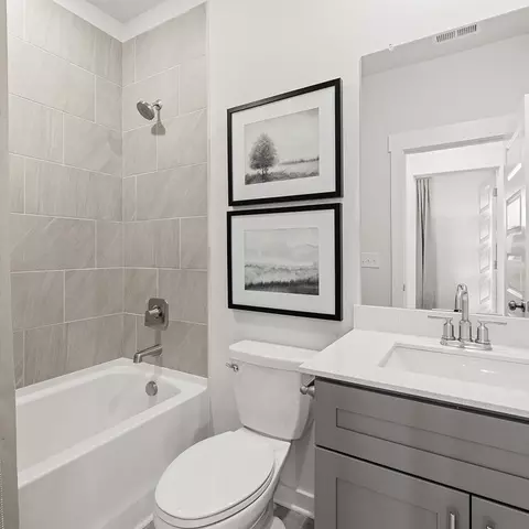 Bath - 3413 Dench Dr, Murfreesboro, TN 37130 photo 4 of 6
